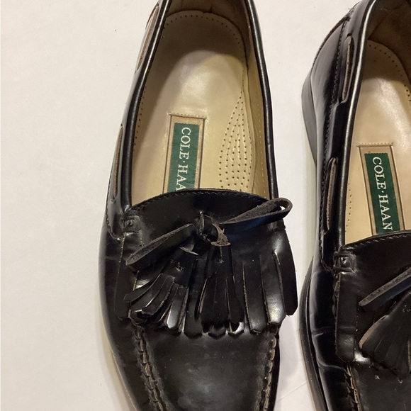Cole Haan Men’s Size 9 Leather Tassel Shoes - Picture 2 of 6